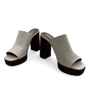 Antonio Melani Sarayyaa Sandals Creme Leather Open Toe Platform Block He…